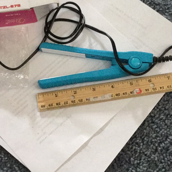 Hair straighter new with box - Picture 2 of 4